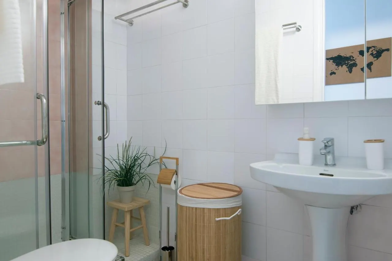 Bellavista Apartment 1C - Direkter Strandzugang アルクディア 0*,  スペイン