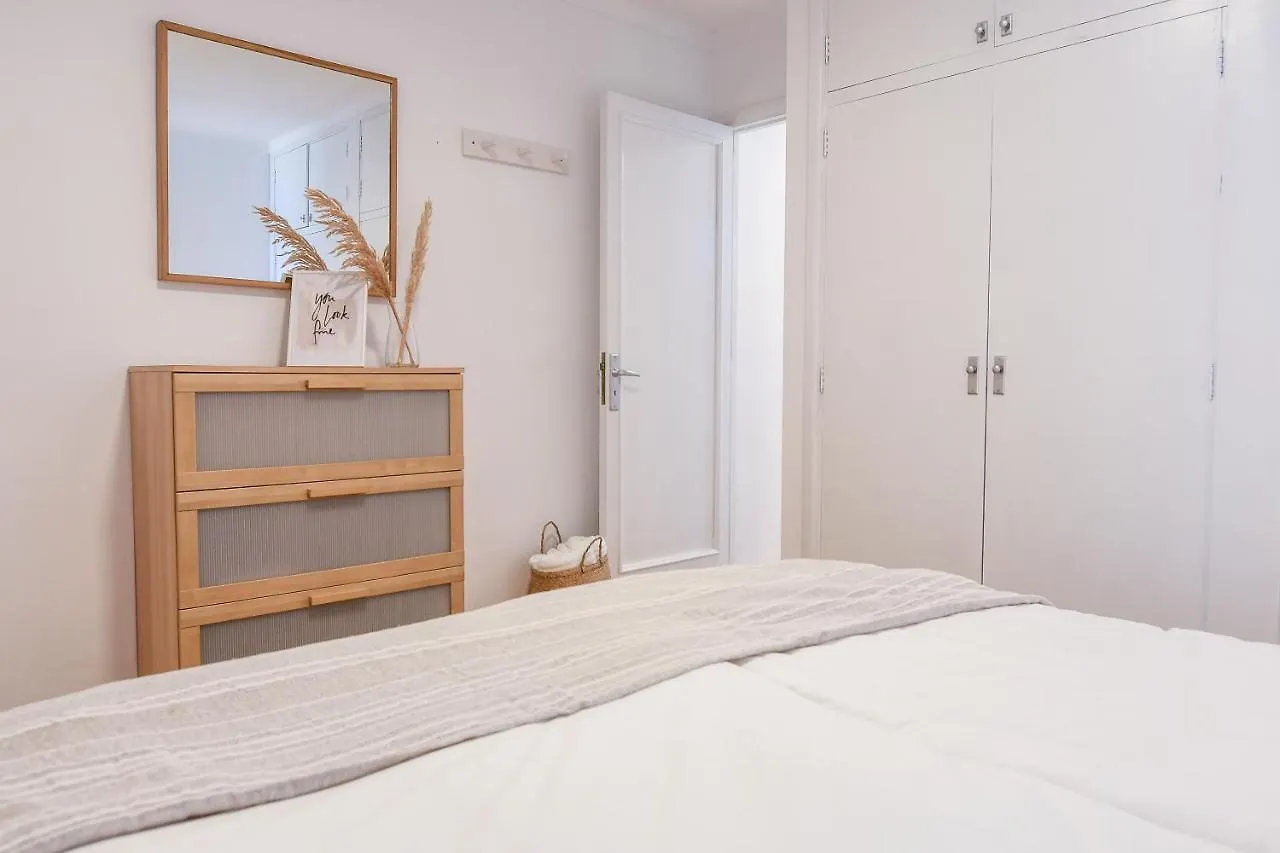 Bellavista Apartment 1C - Direkter Strandzugang アルクディア 0*,